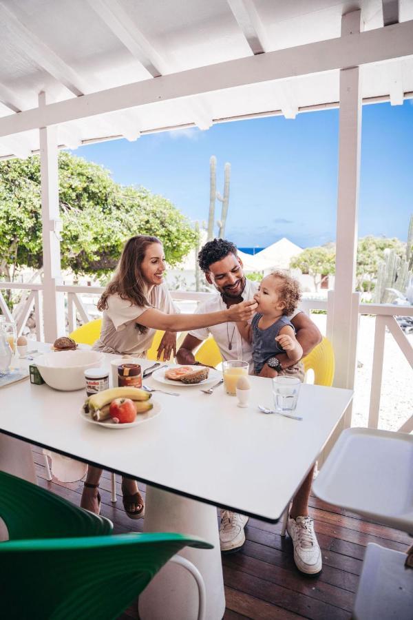 Papagayo Beach Resort (Adults Only) Willemstad Exteriör bild