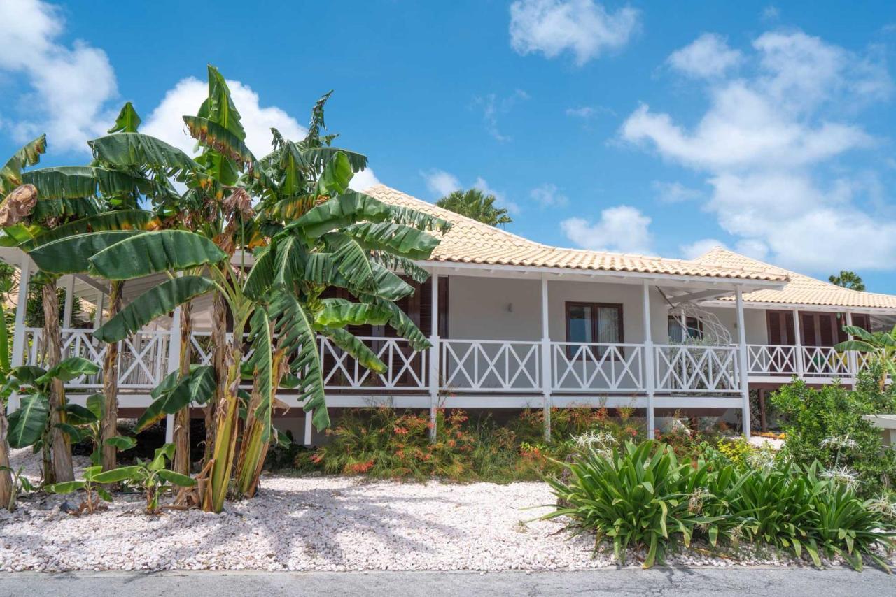 Papagayo Beach Resort (Adults Only) Willemstad Exteriör bild