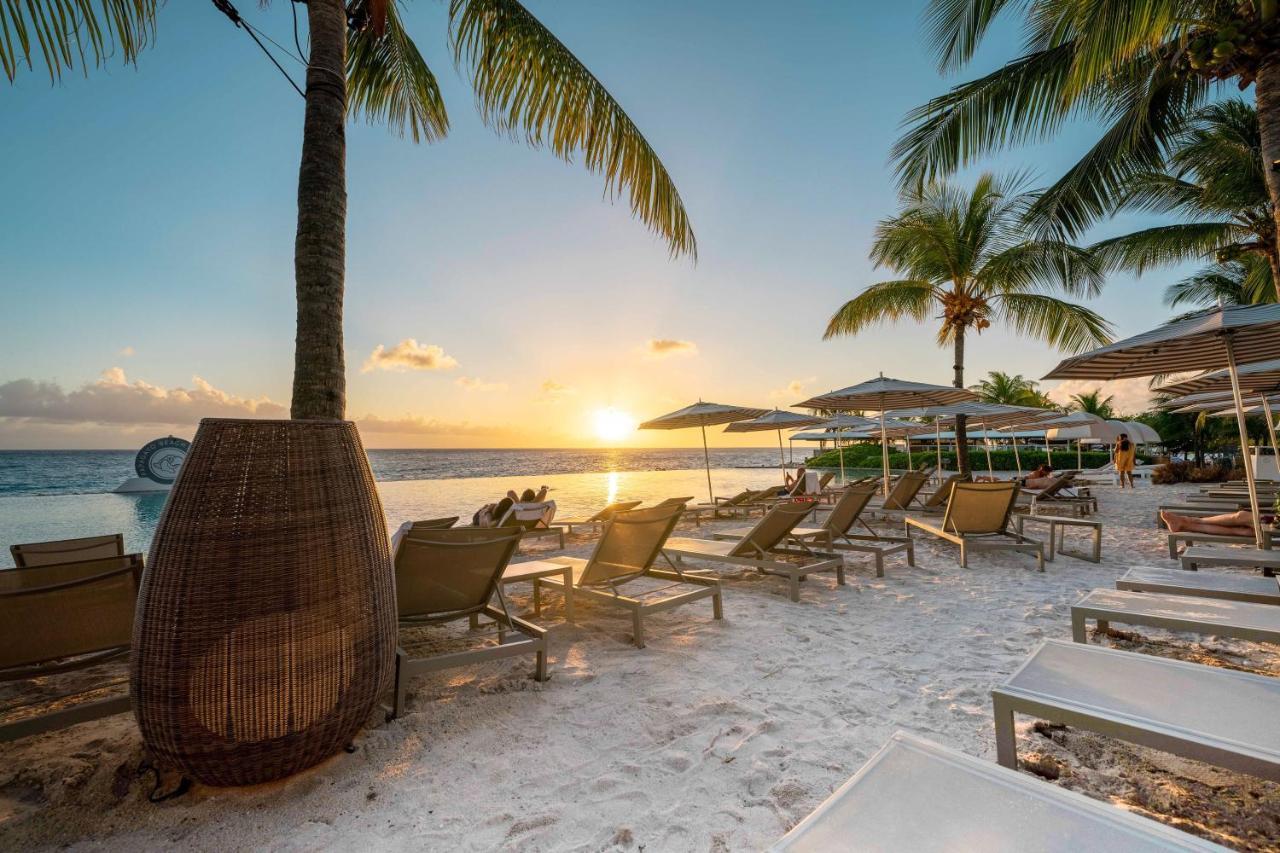 Papagayo Beach Resort (Adults Only) Willemstad Exteriör bild